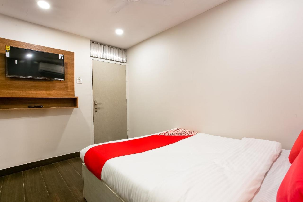 Oyo62882德里维埃拉酒店 孟买 外观 照片